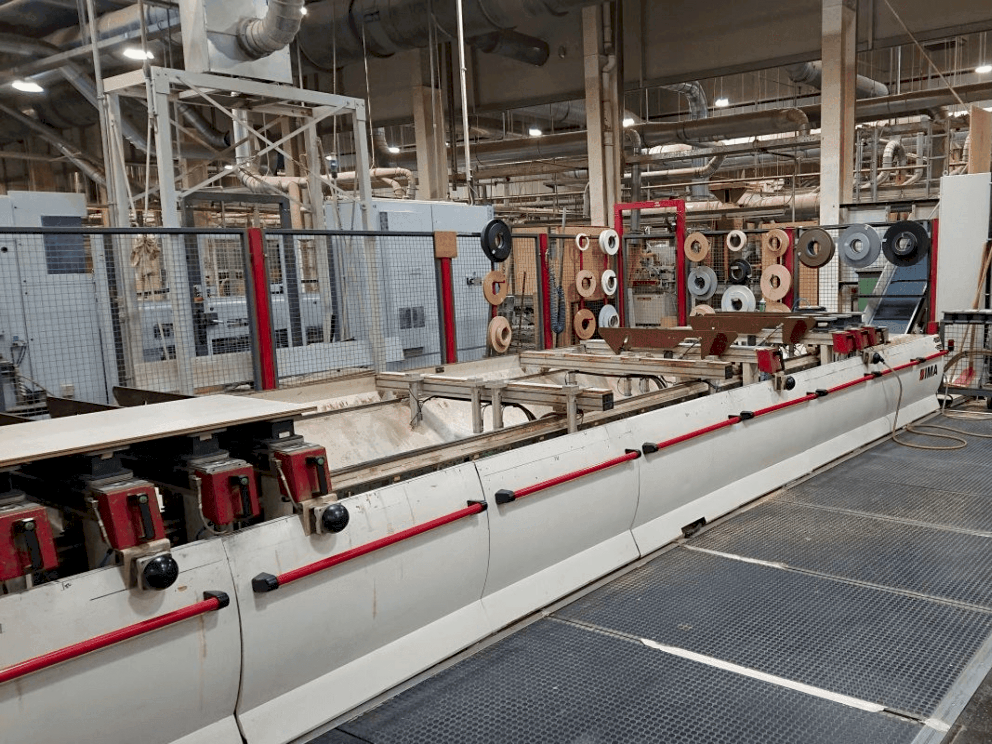 Koneen IMA BIMA 410 / V Typ 140 / 600 etunäkymä