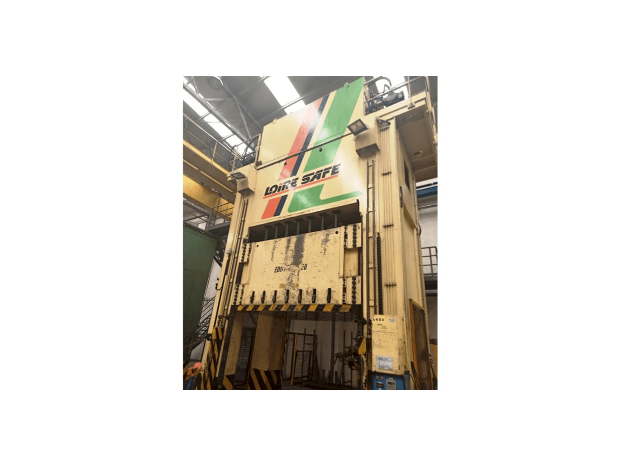 Koneen LOIRE SAFE Edim 800 etunäkymä