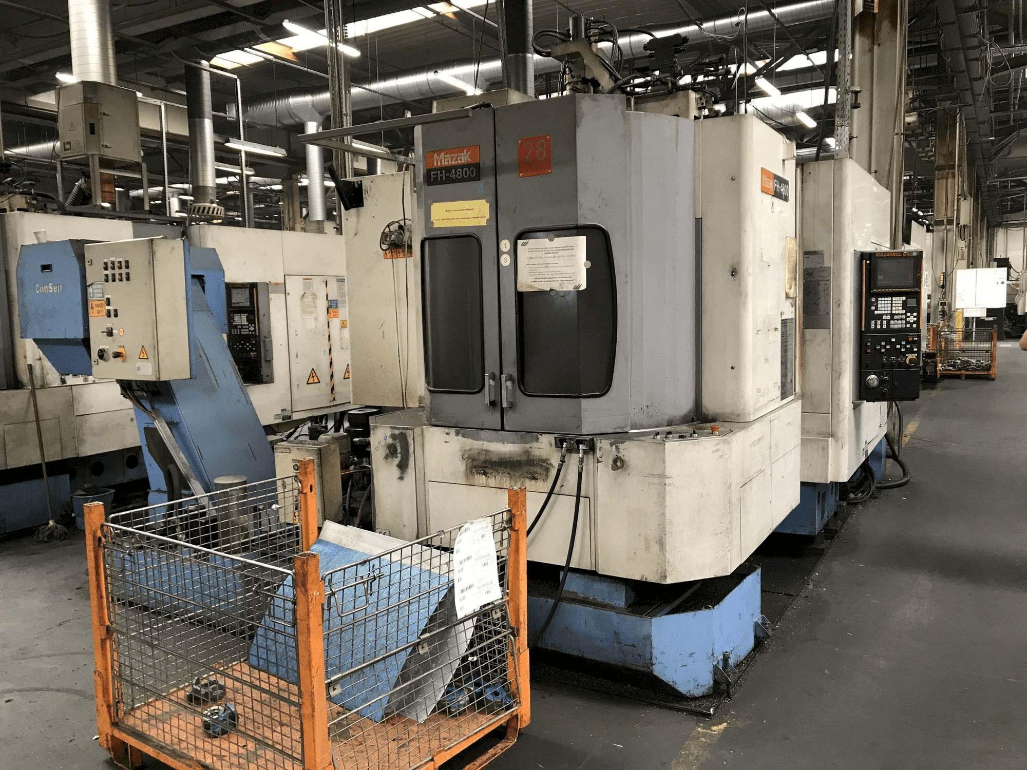 Koneen Mazak FH-4800 40T etunäkymä