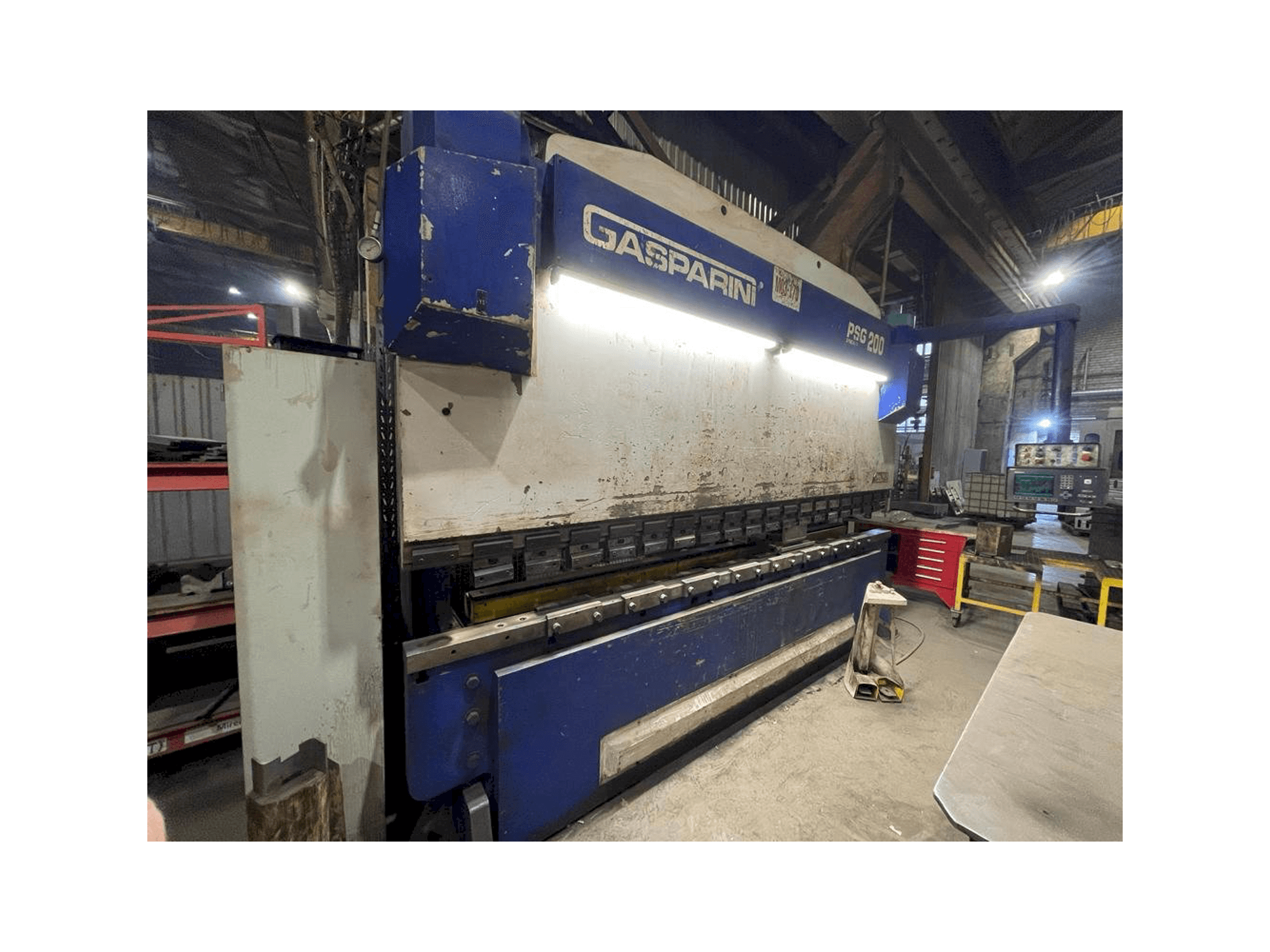 Koneen GASPARINI PSG 200/4000 etunäkymä