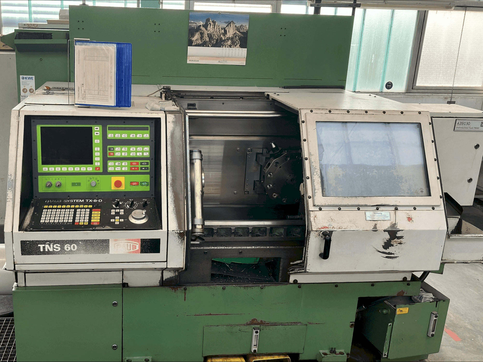 Koneen TRAUB TNS 60 etunäkymä