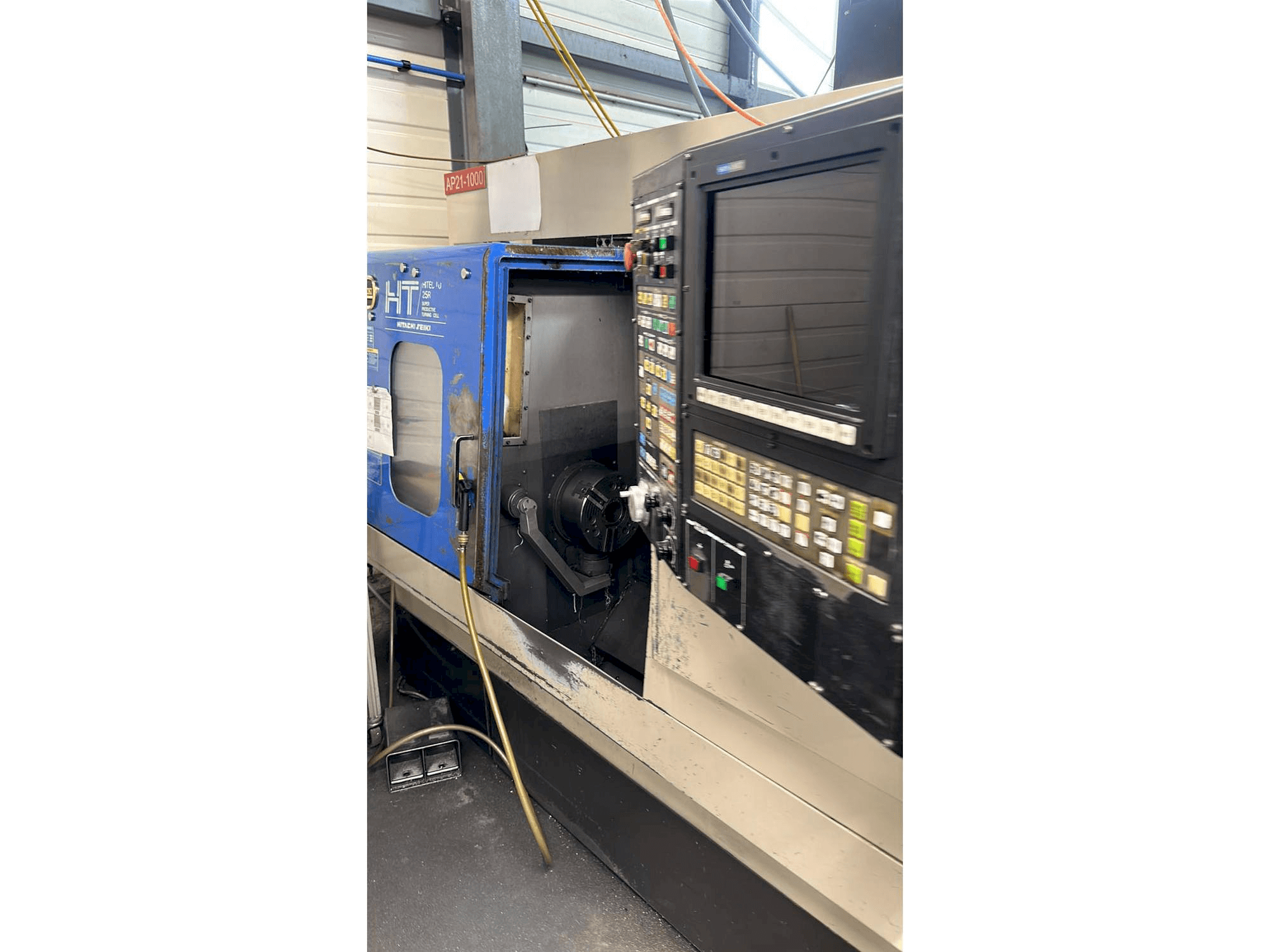 Koneen HITACHI SEIKI HT25 R etunäkymä