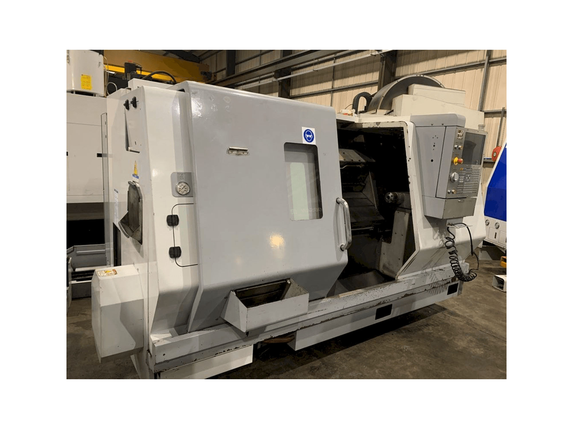 Koneen HAAS SL-30 THE etunäkymä