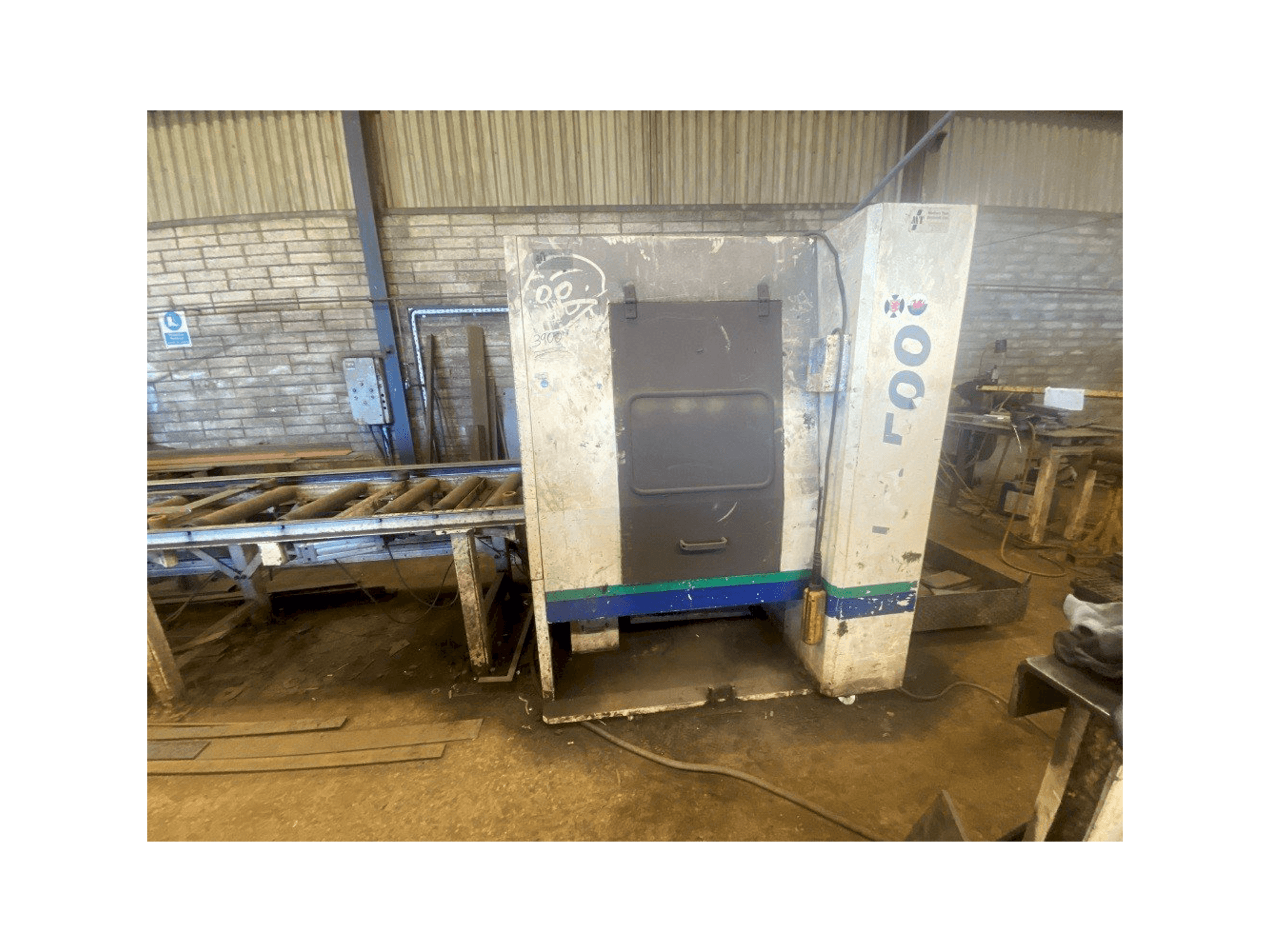 Koneen GEKA ALFA 500/150 etunäkymä