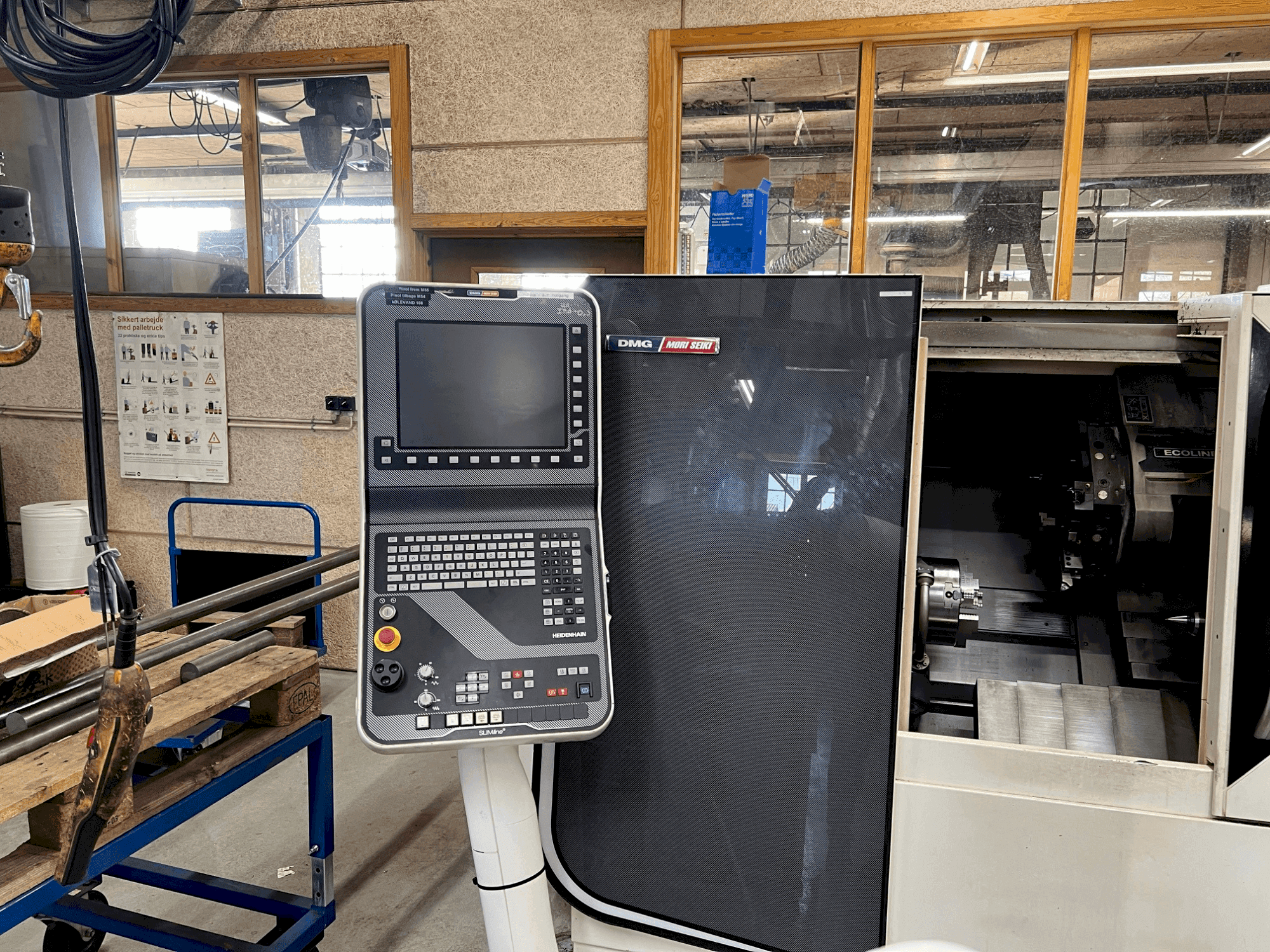 Koneen DMG Mori Seiki CTX 310 ecoline etunäkymä