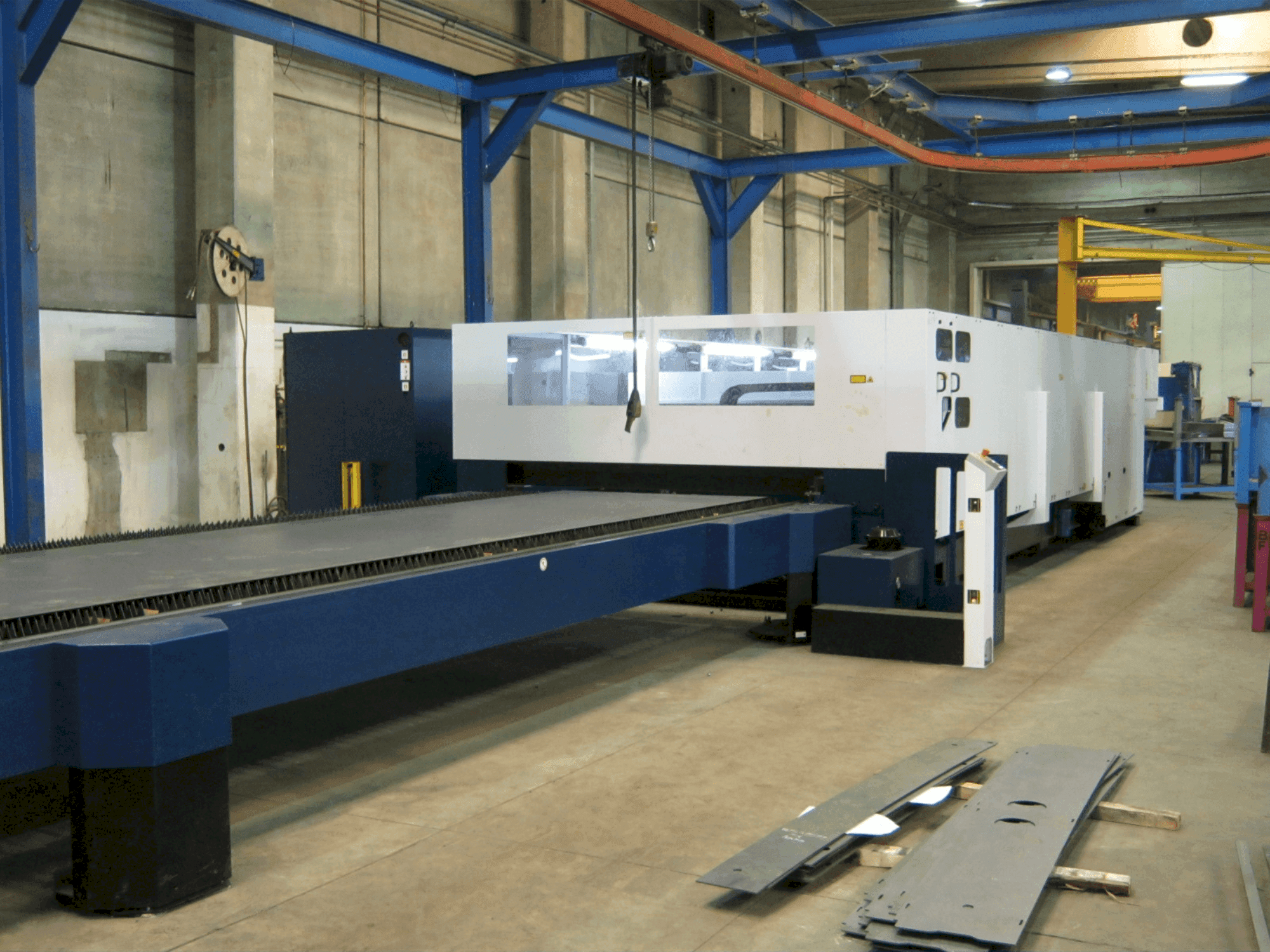 Koneen TRUMPF TruLaser 3060 etunäkymä