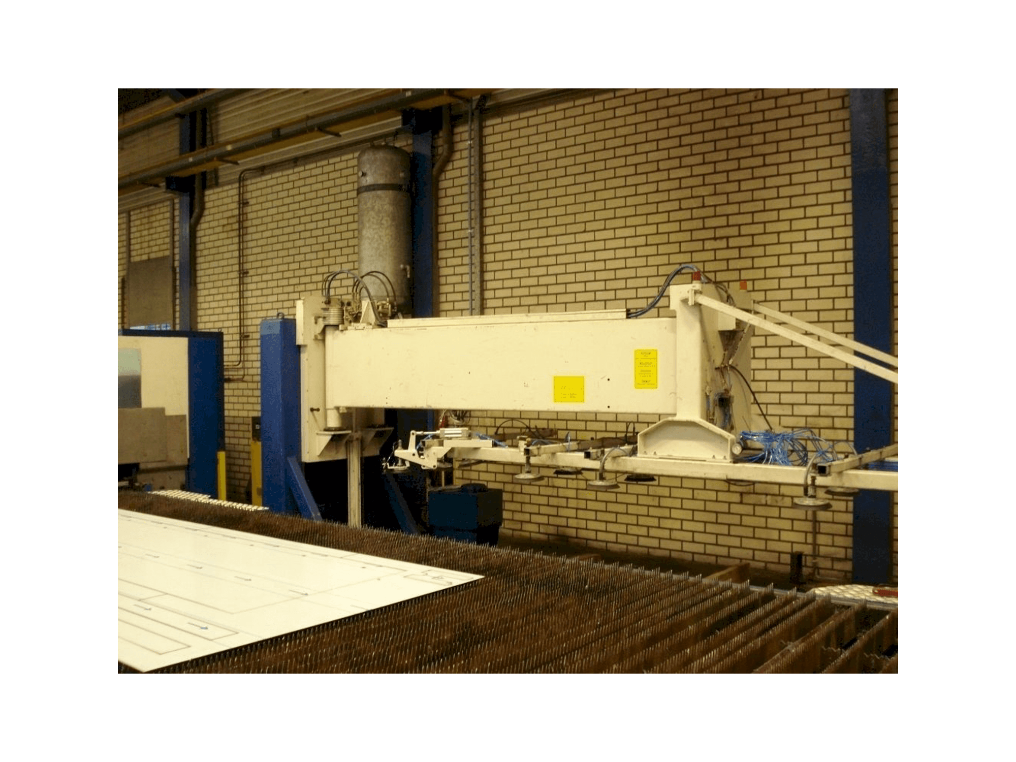 Koneen TRUMPF Loadmaster etunäkymä