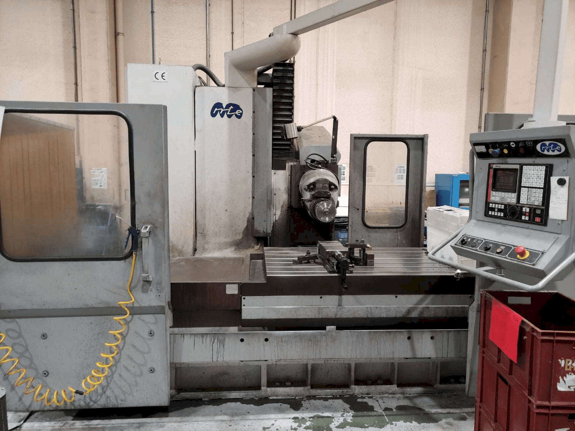 Koneen MTE BF-1700 etunäkymä