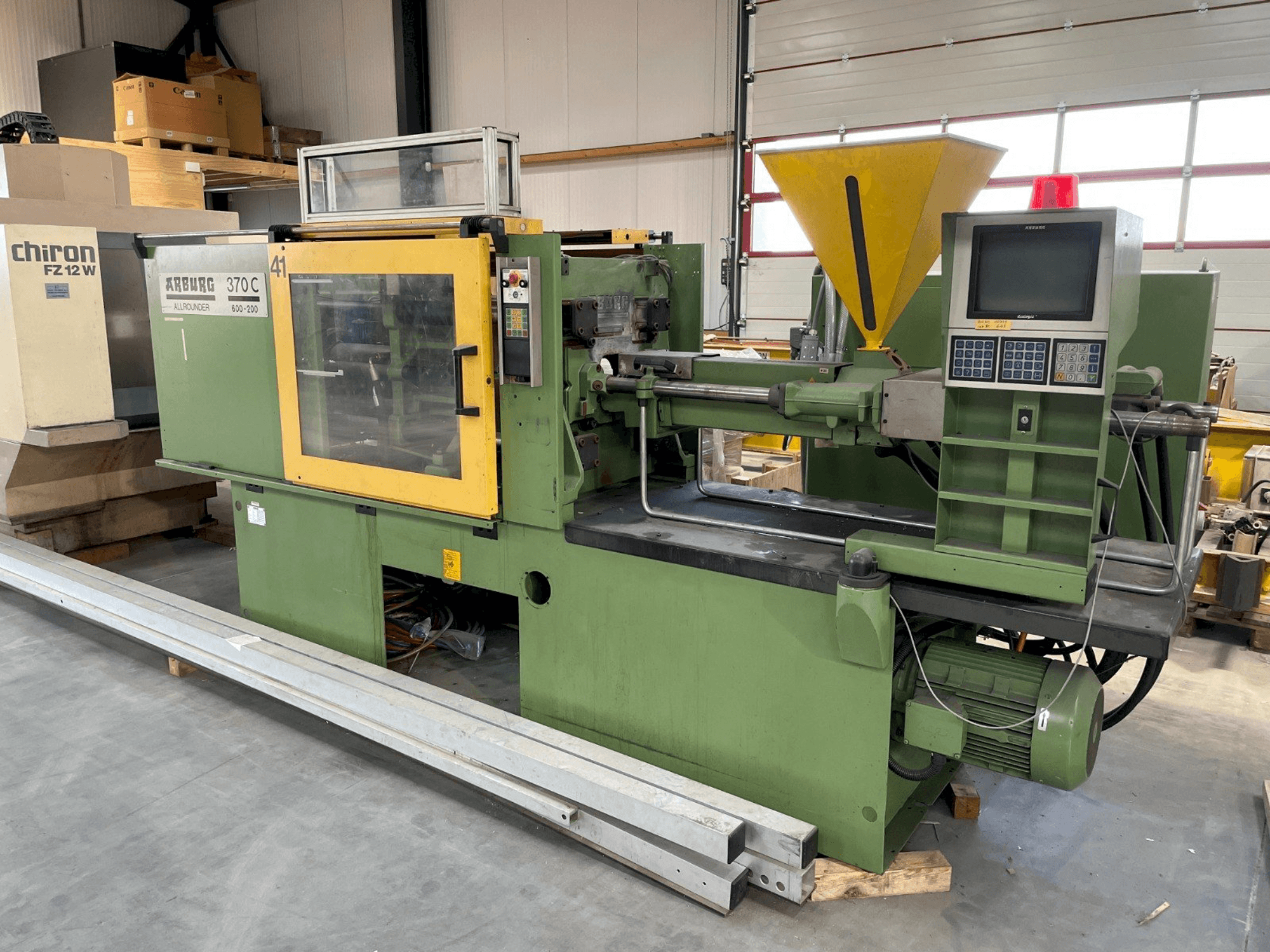 Koneen Arburg ALLROUNDER Centex 370 C 600 - 200 etunäkymä