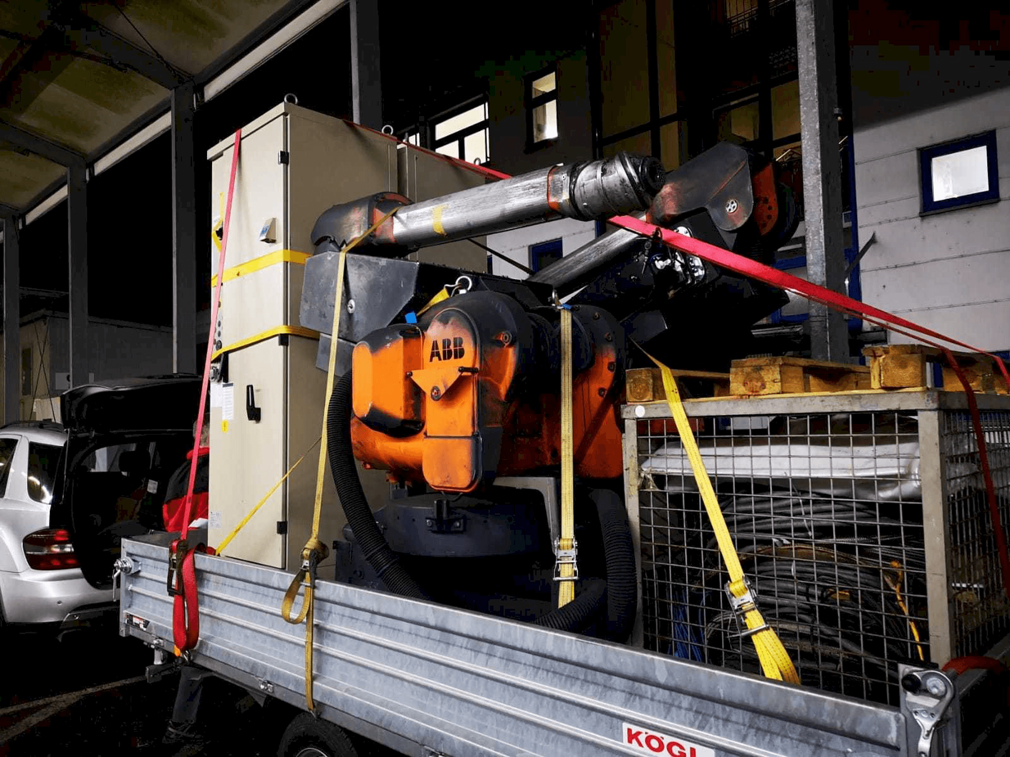 Koneen ABB IRB 5400 etunäkymä