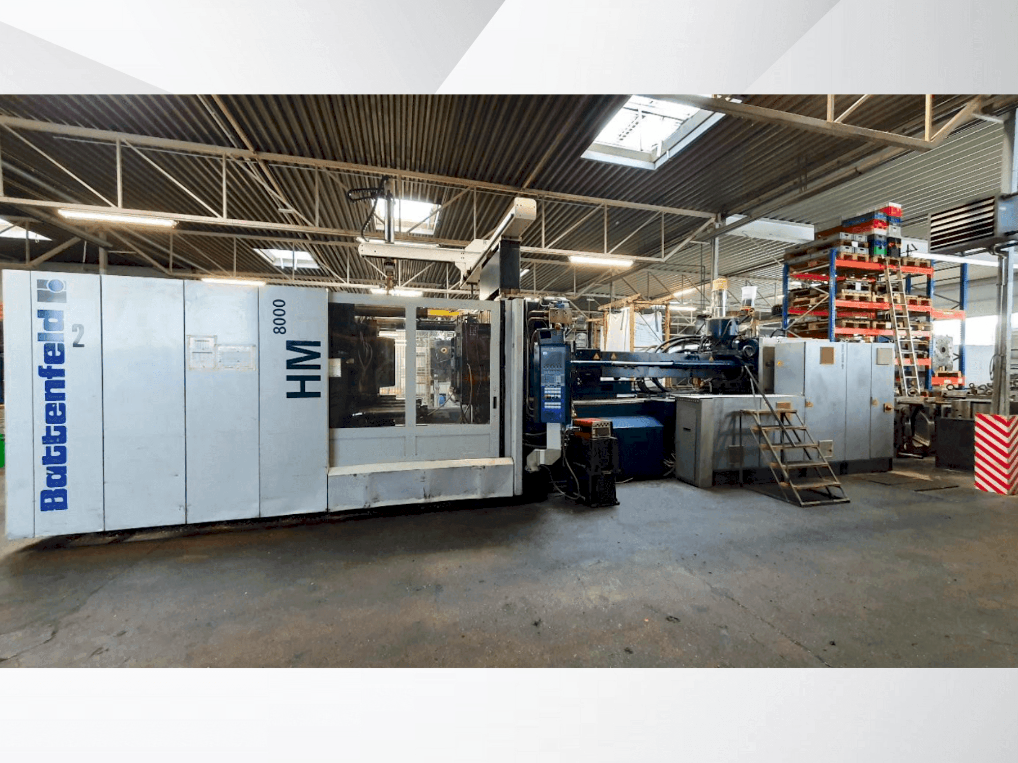 Koneen Battenfeld HM 2P 800-7700 etunäkymä