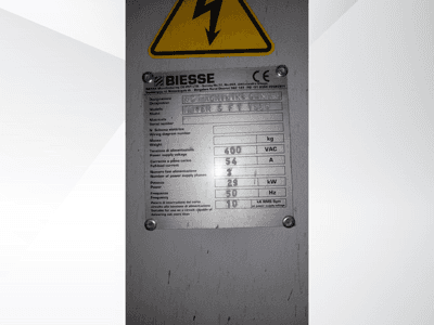 Biesse NC-työstökeskuksen tekniset tiedot, jännite-, paino- ja tehotiedot, sivukuva.