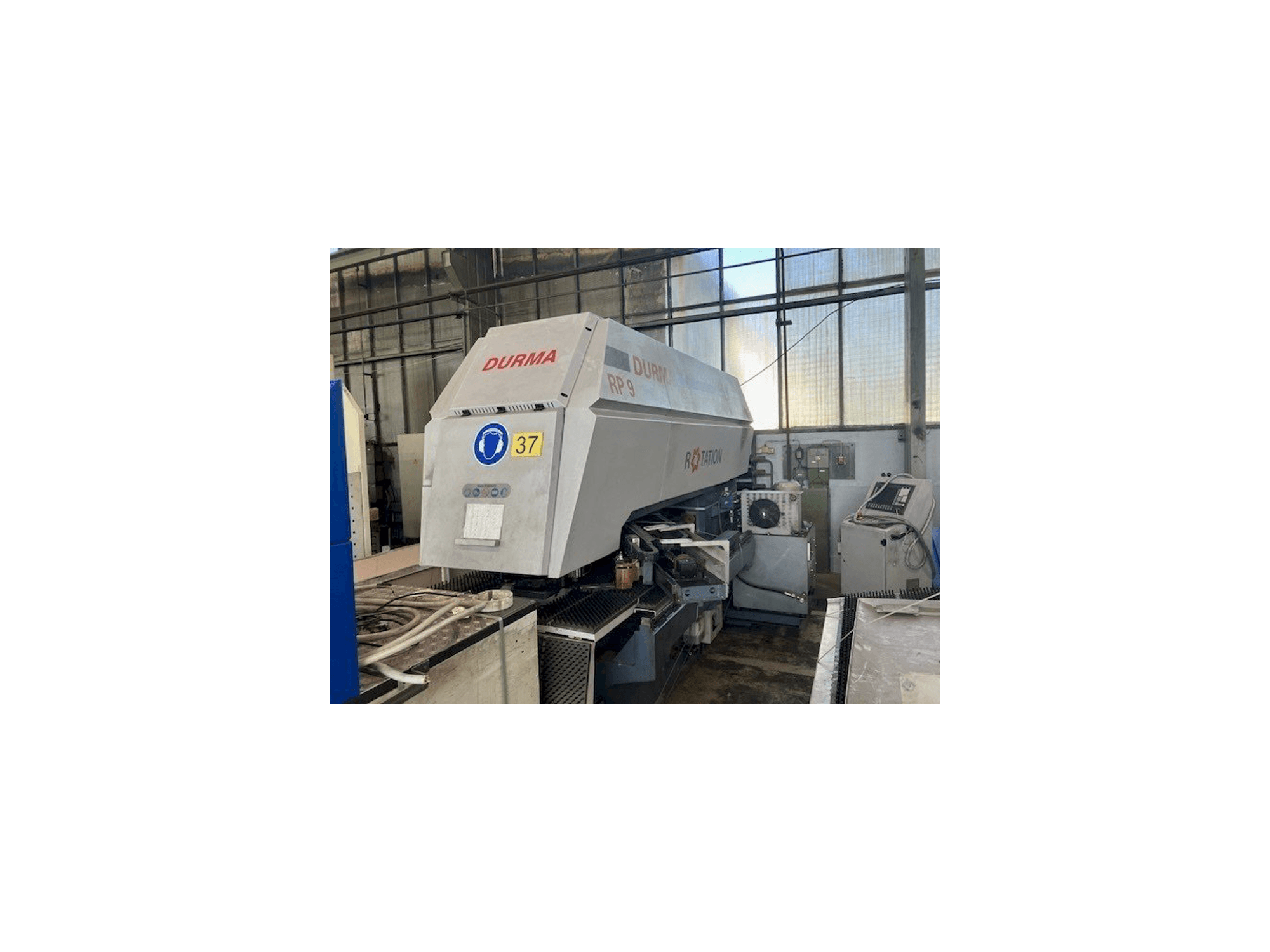 Koneen Durma RP9 1250x20 etunäkymä