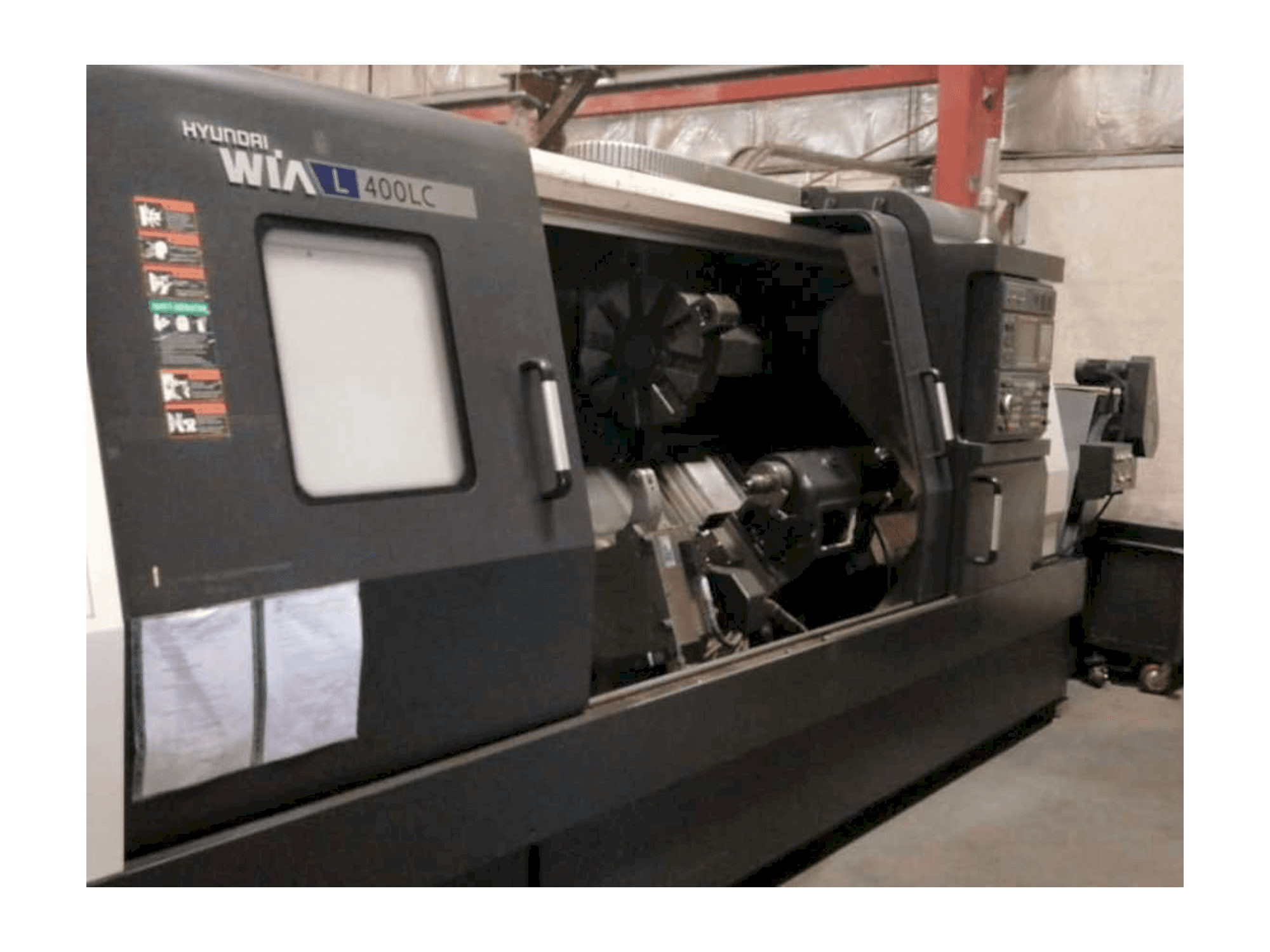 Koneen Hyundai Wia L400LC etunäkymä