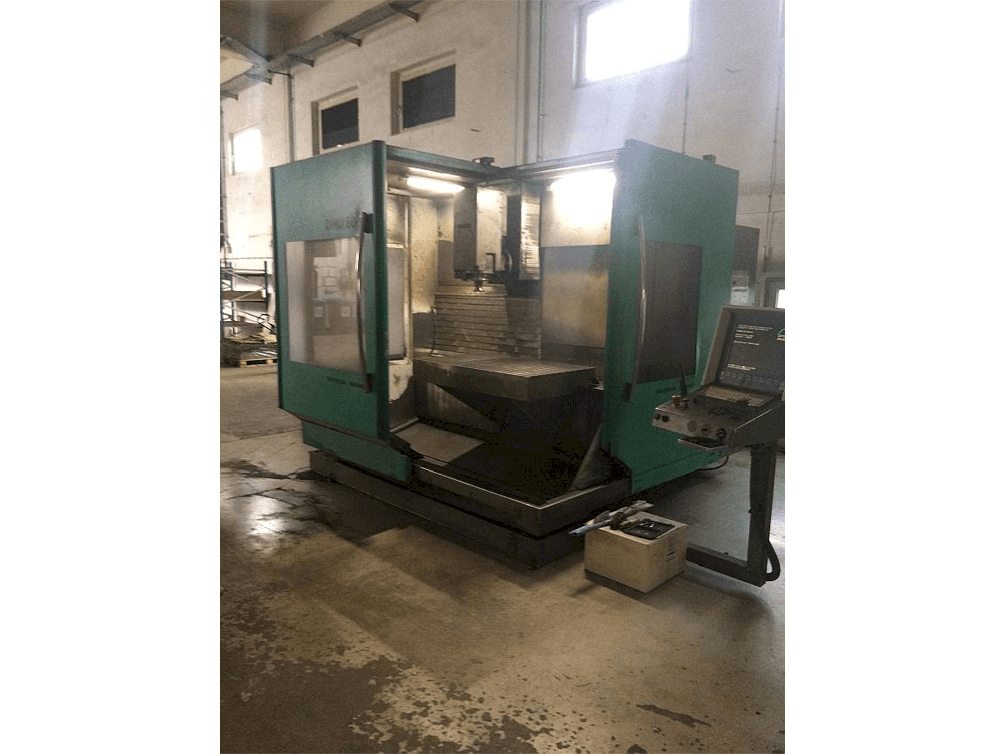 Koneen DMG 80E etunäkymä