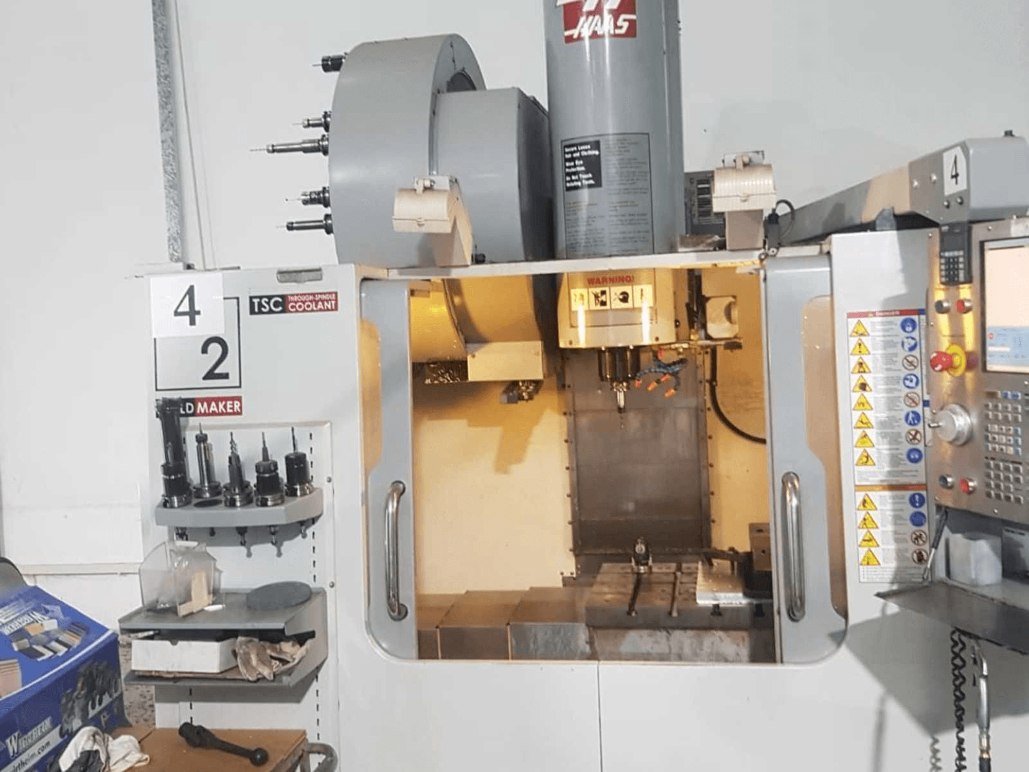Koneen HAAS VM-2 etunäkymä