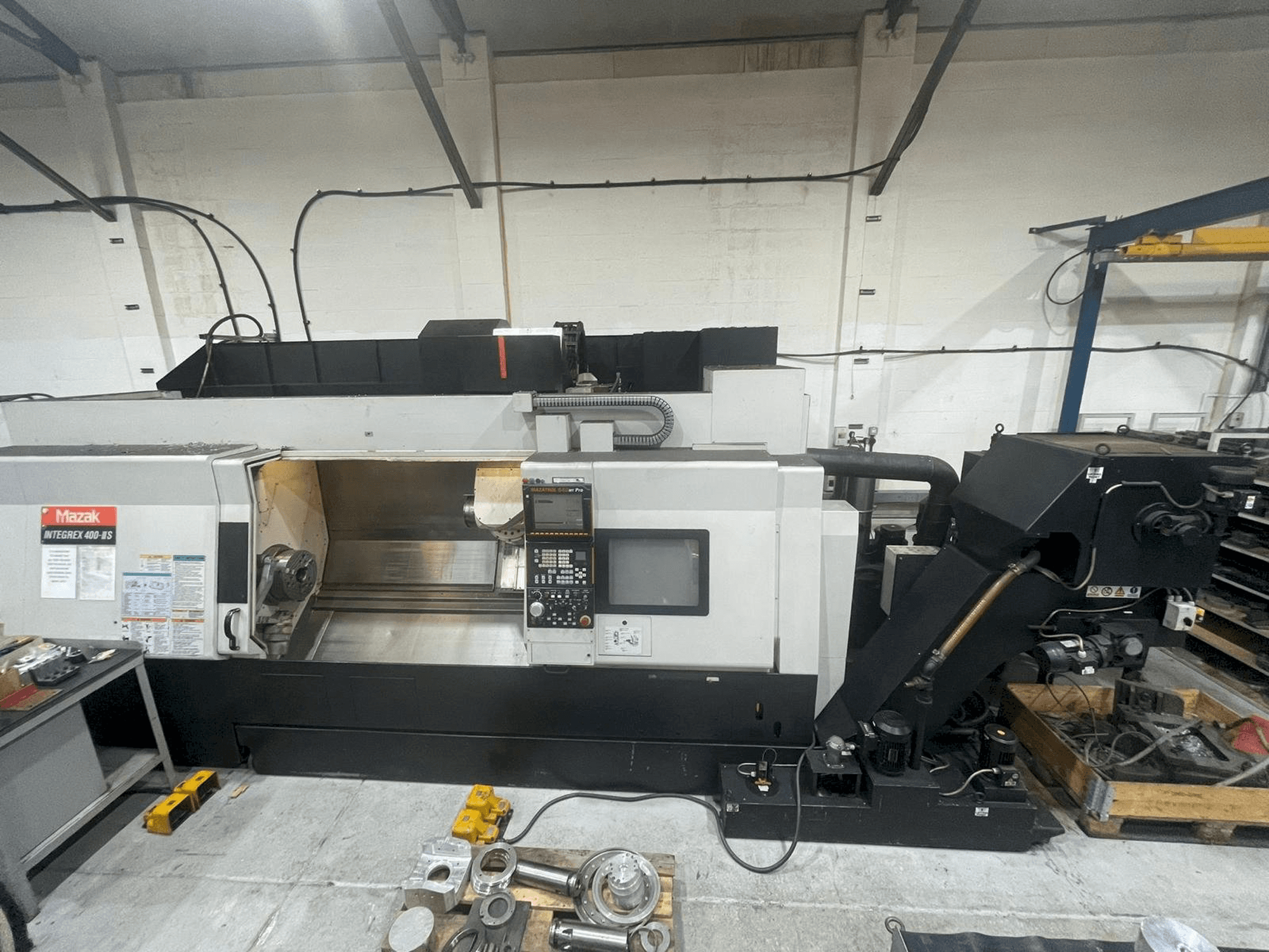 Koneen Mazak Integrex 400 III-S etunäkymä