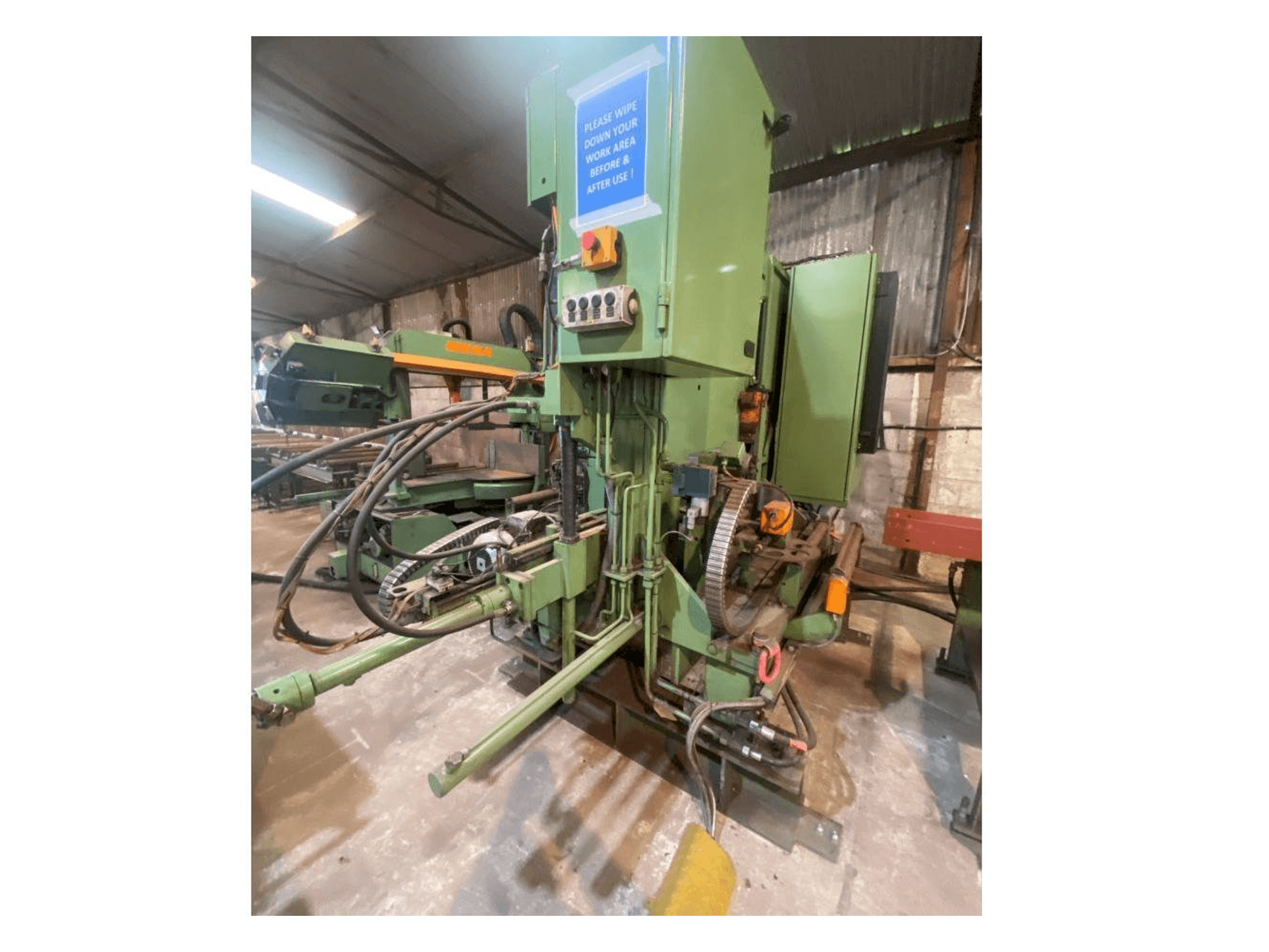 Koneen Peddinghaus BDL760/3 with Meba 400DG-700 etunäkymä