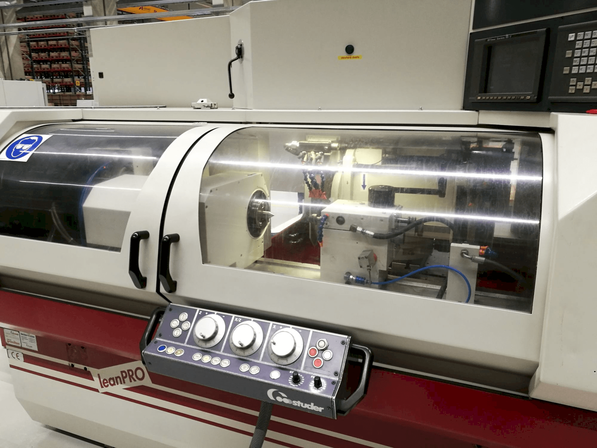 Koneen STUDER S30 lean PRO etunäkymä