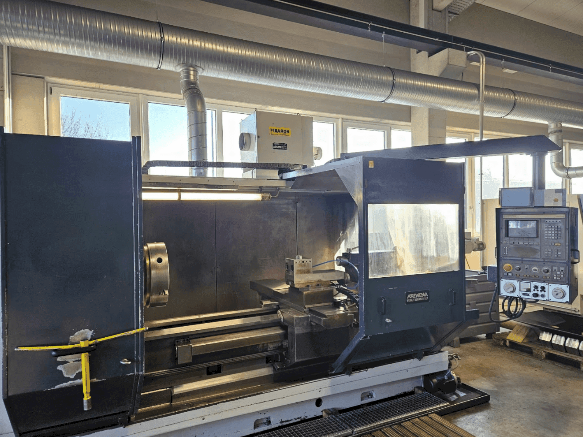 Koneen KREWEMA HFDM 40 etunäkymä