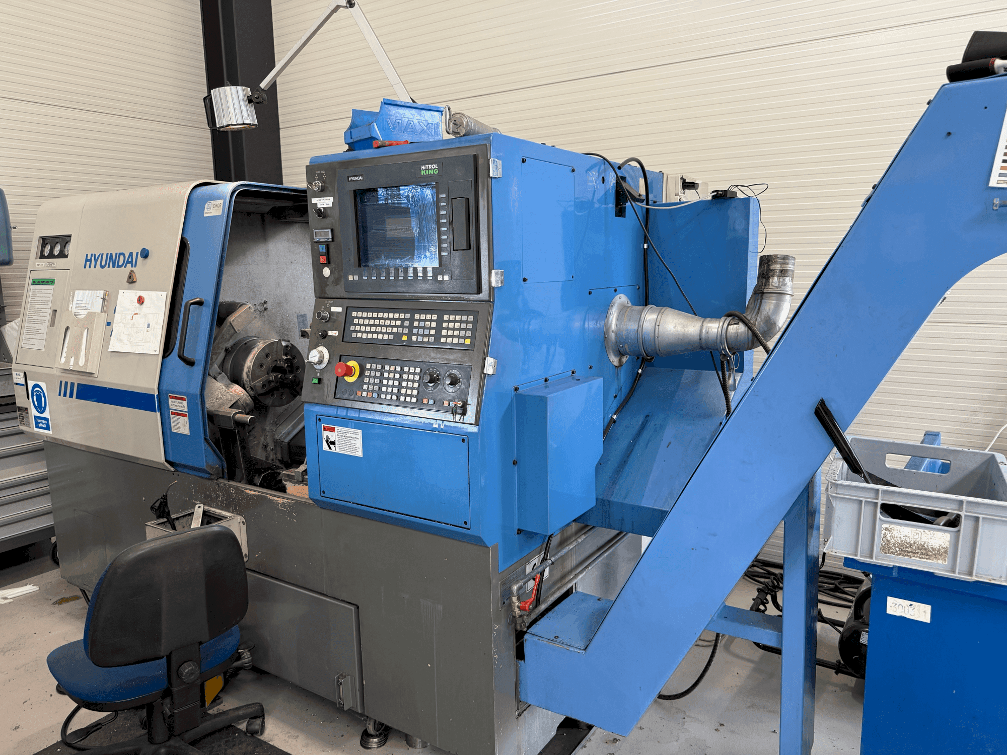 Koneen Hyundai HIT 20 M etunäkymä