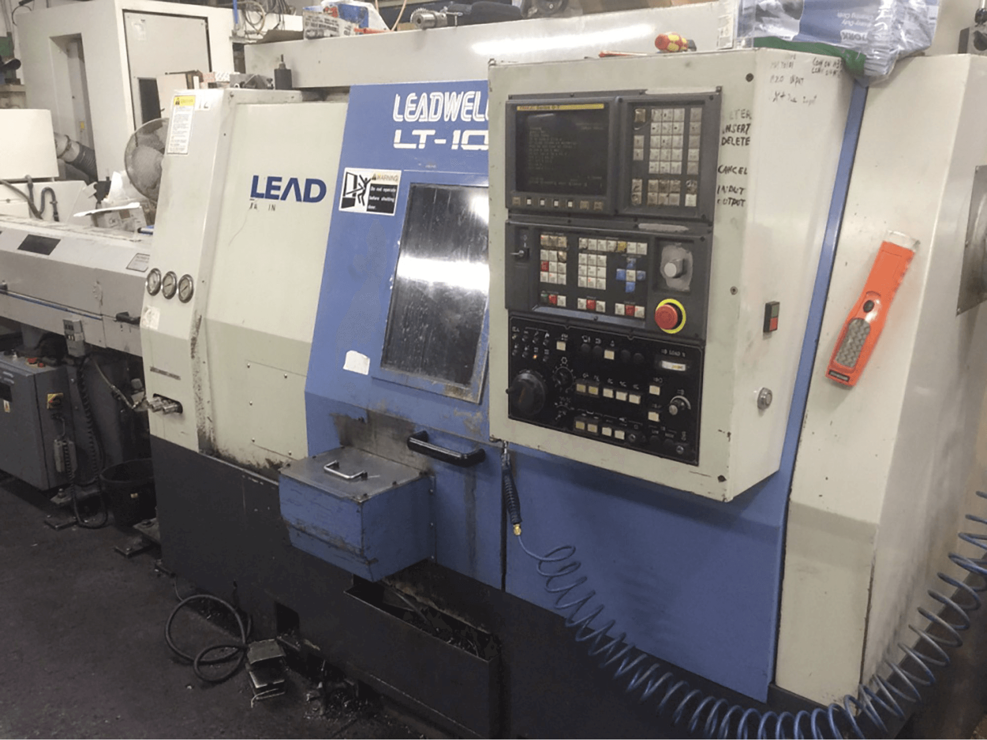 Koneen Leadwell etunäkymä LT10