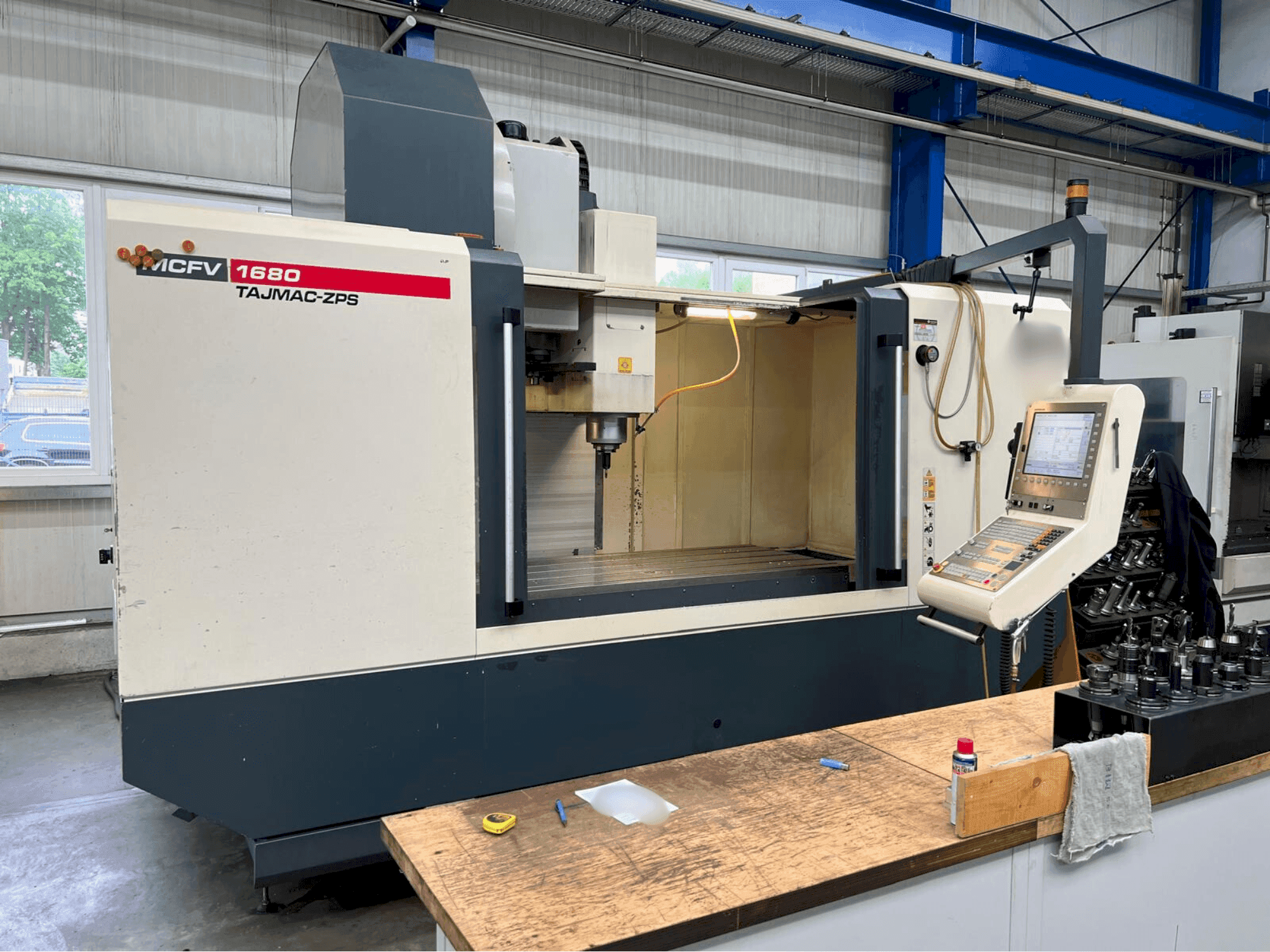 Koneen TAJMAC-ZPS MCFV 1680 etunäkymä