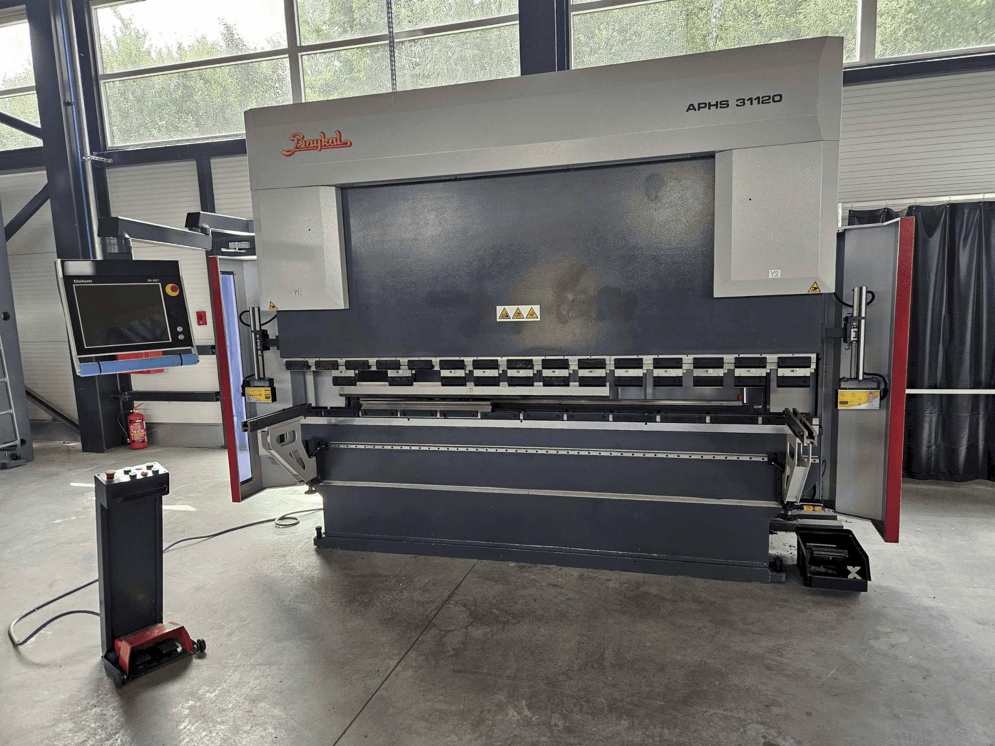 Koneen Baykal APHS 31120 etunäkymä