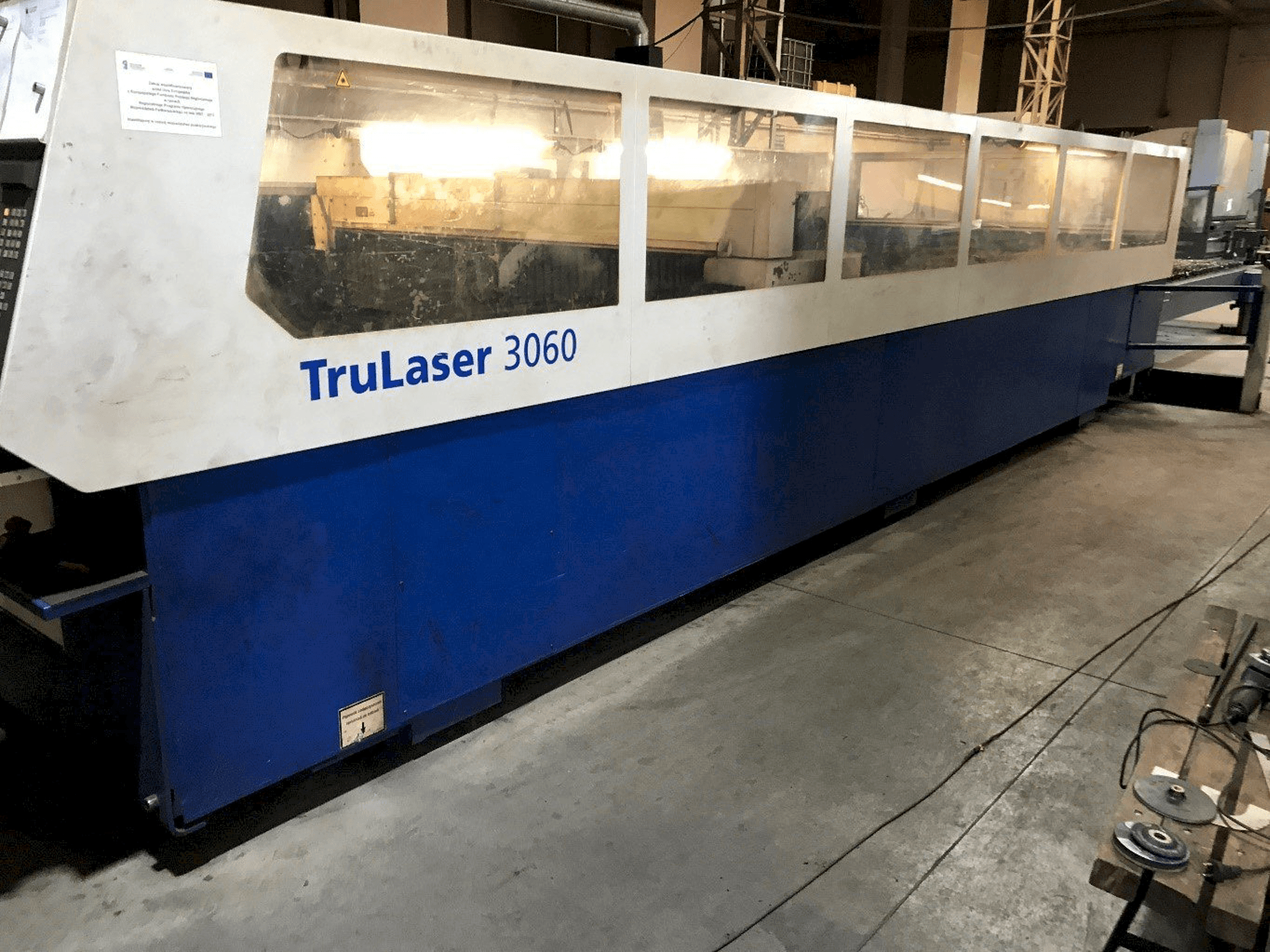 Koneen Trumpf Trulaser 3060 etunäkymä