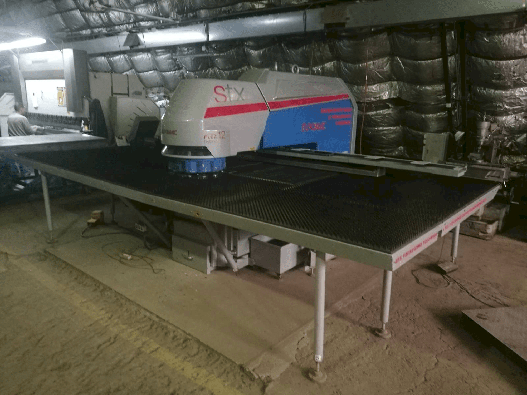 Koneen Euromac STX Flex 12 etunäkymä