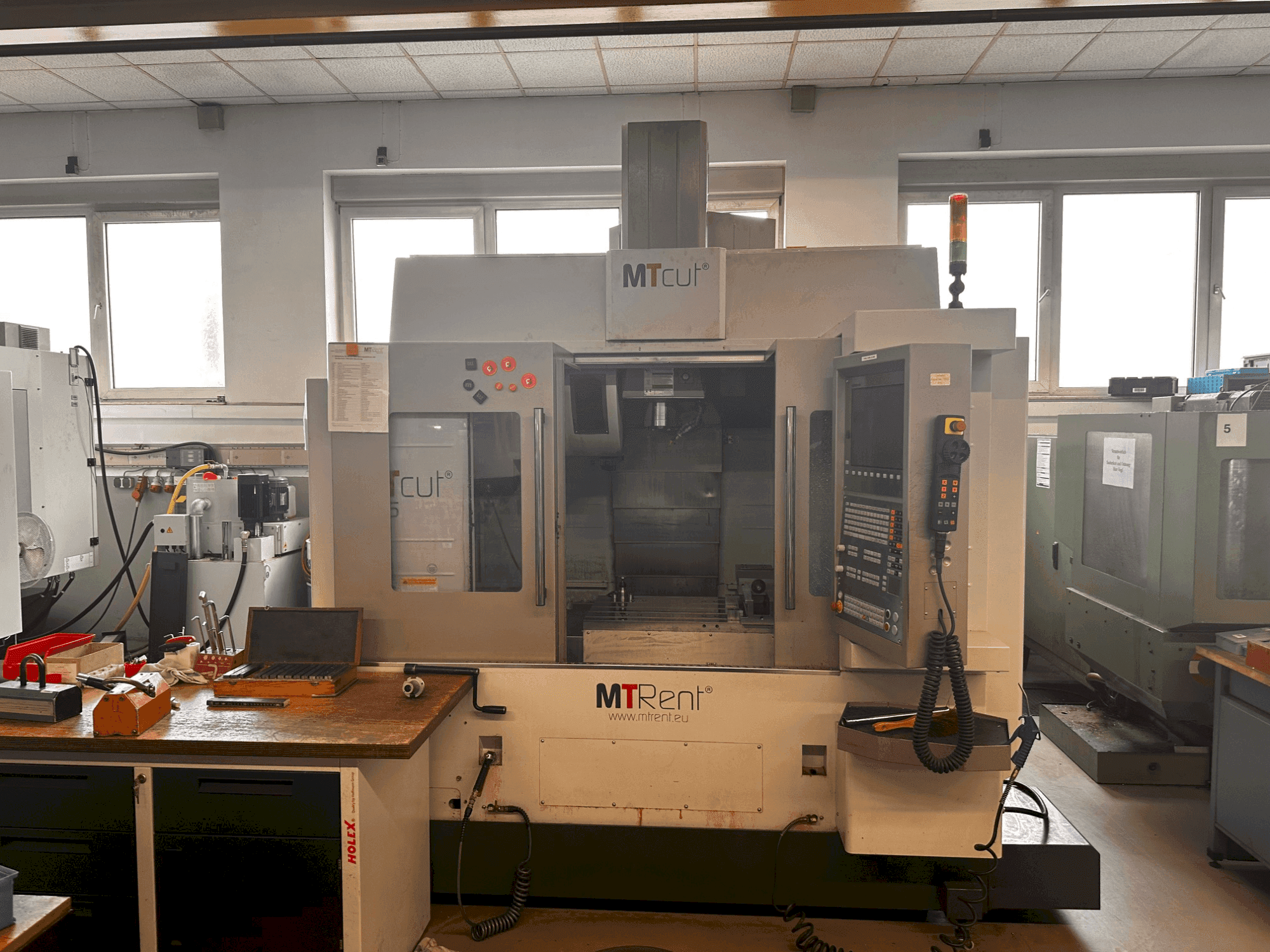 Koneen MTcut EVO V85 etunäkymä