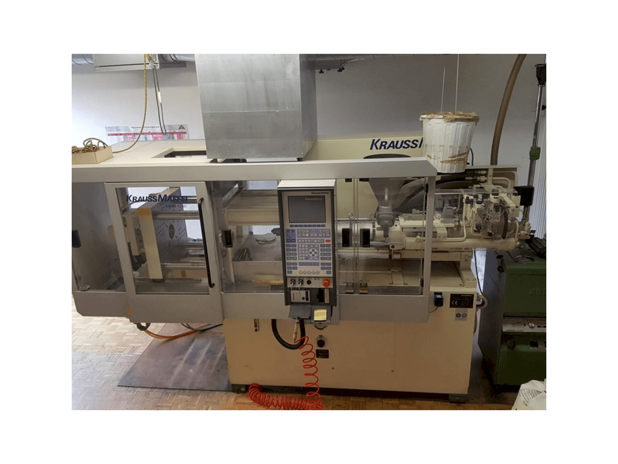 Koneen Krauss Maffei 40-125 C Winner etunäkymä