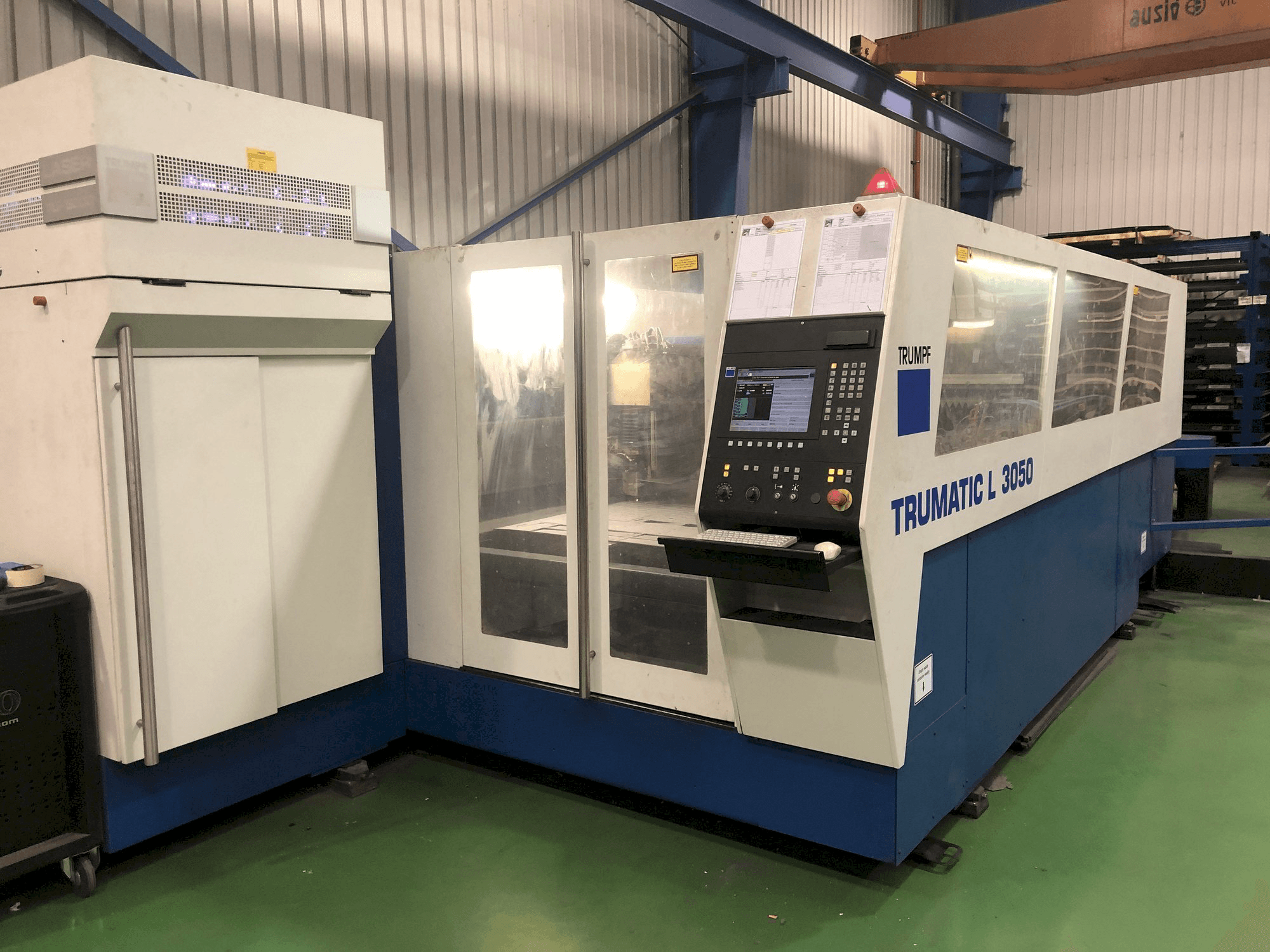 Koneen Trumpf Trumatic L3050 etunäkymä
