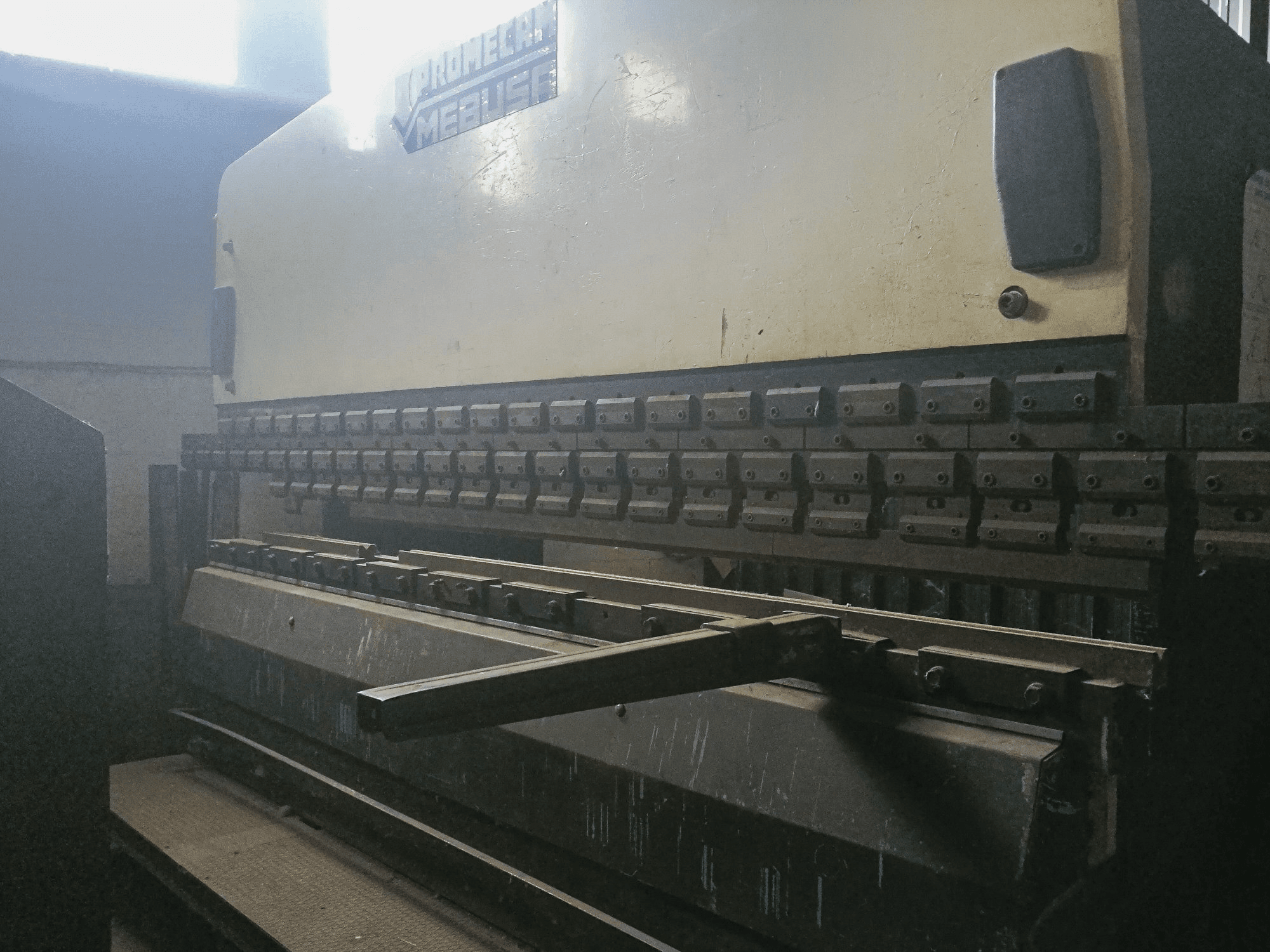 Koneen 1 PROMECAM MEBUSA oikea näkymäRG 204