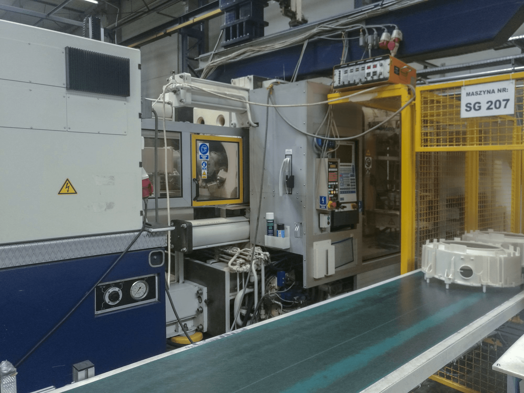 Koneen 1 Krauss Maffei vasen näkymä 800-8000 MC