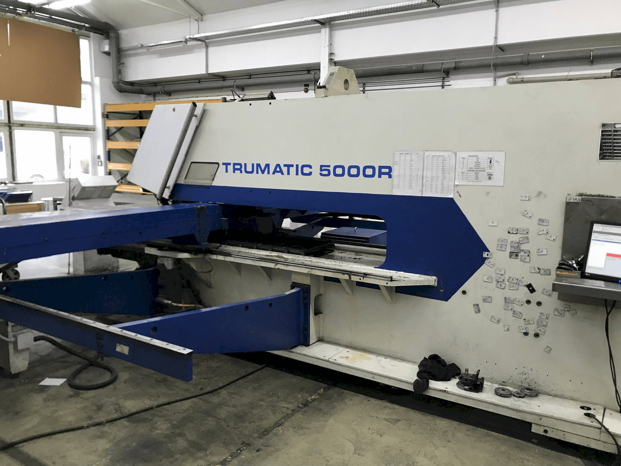 Koneen TRUMPF Trumatic 5000 R etunäkymä