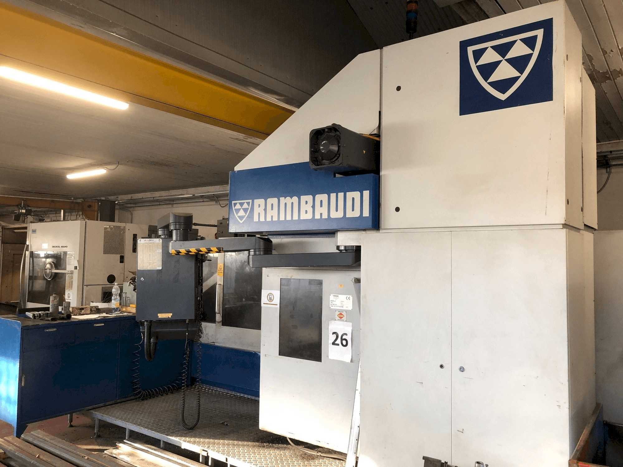 Koneen Rambaudi Ramfast RF105 etunäkymä