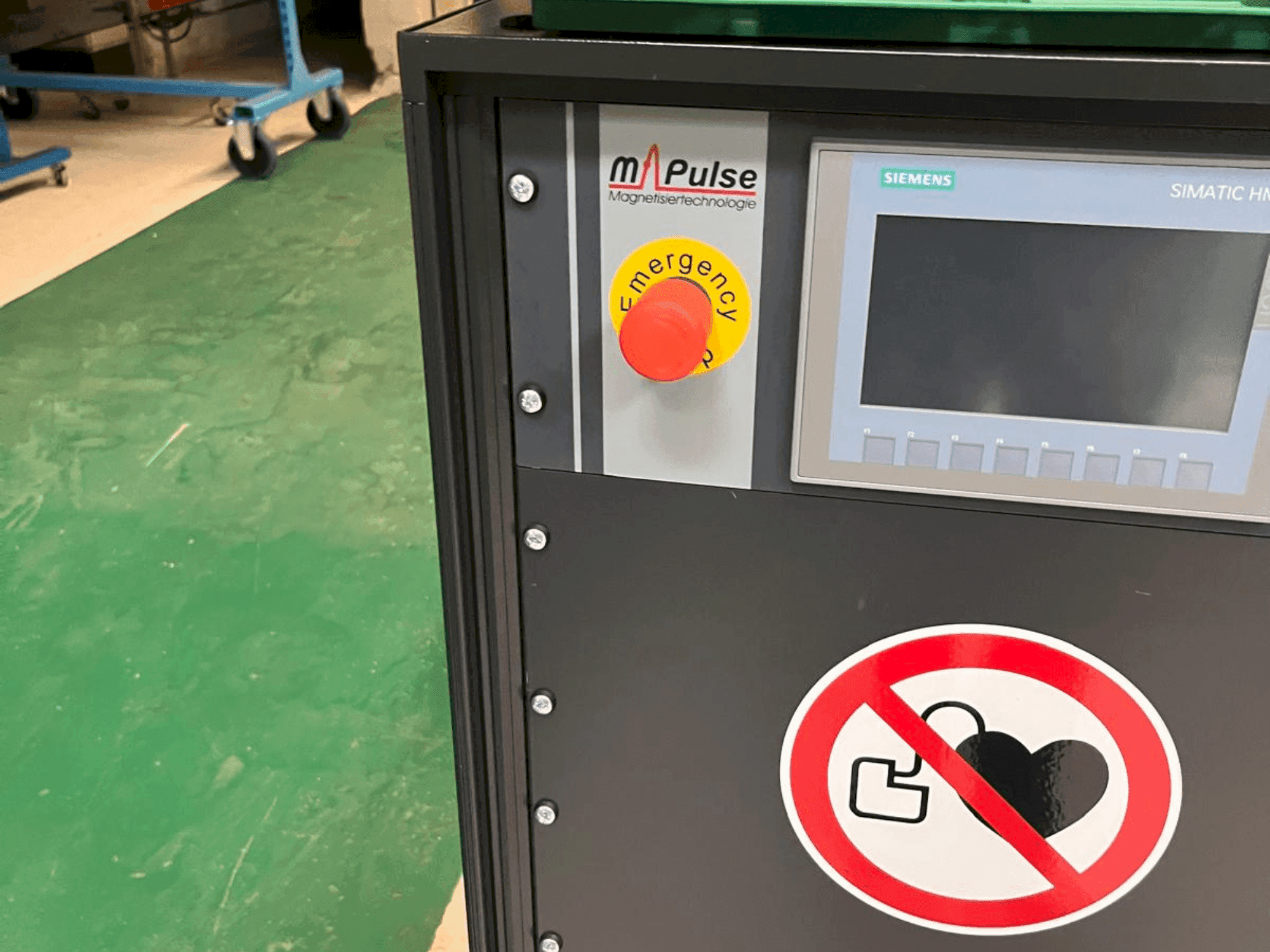 Koneen M-PULSE 2k6e etunäkymä