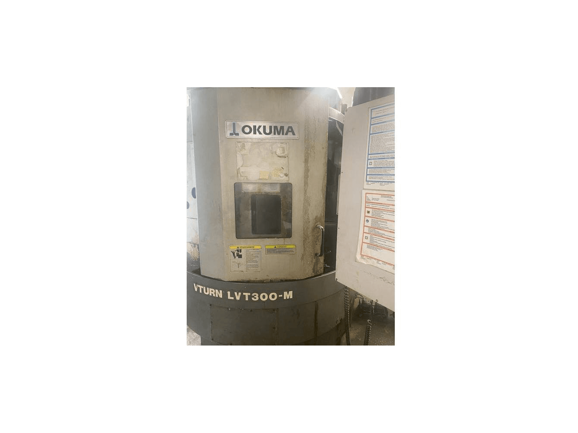 Koneen Okuma LVT300M etunäkymä