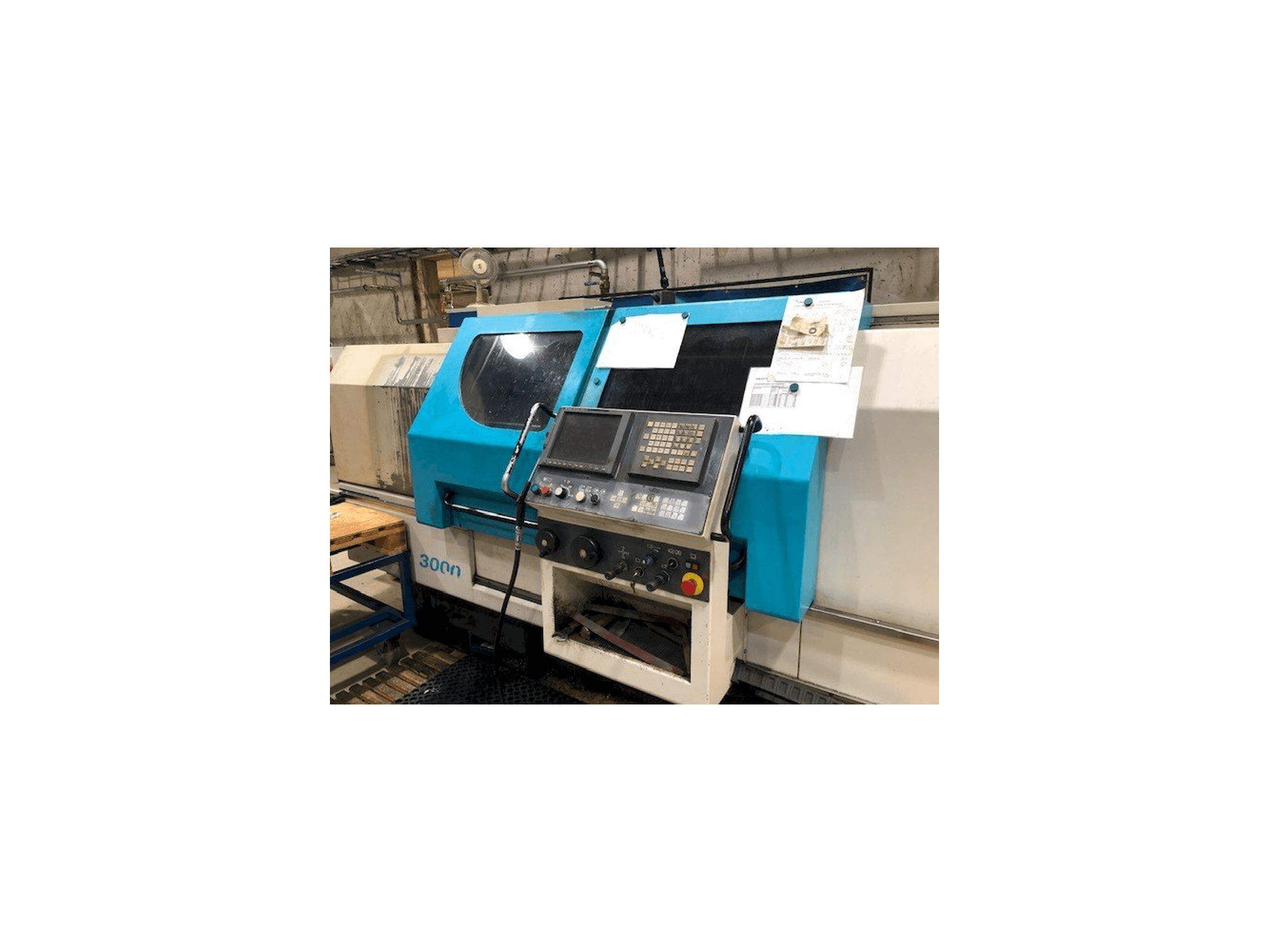 Koneen 600 Lathes Combi 3000 etunäkymä