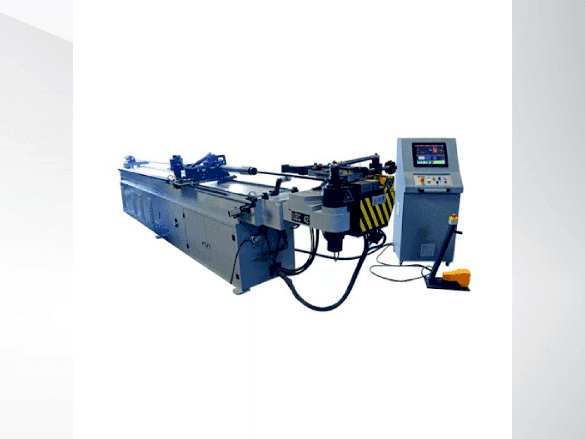 Koneen UZMA UZN 90 etunäkymä